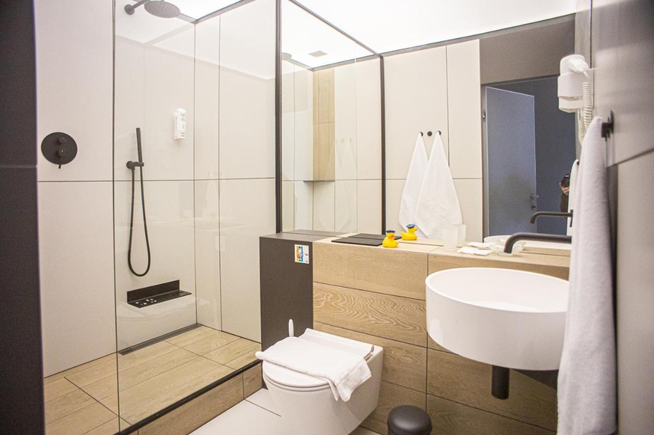 Sunday Hotel Odessa Esterno foto