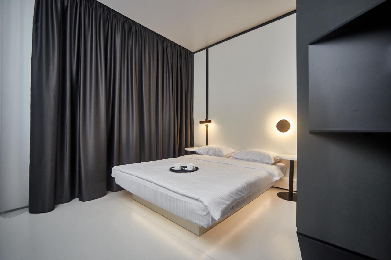 Sunday Hotel Odessa Esterno foto