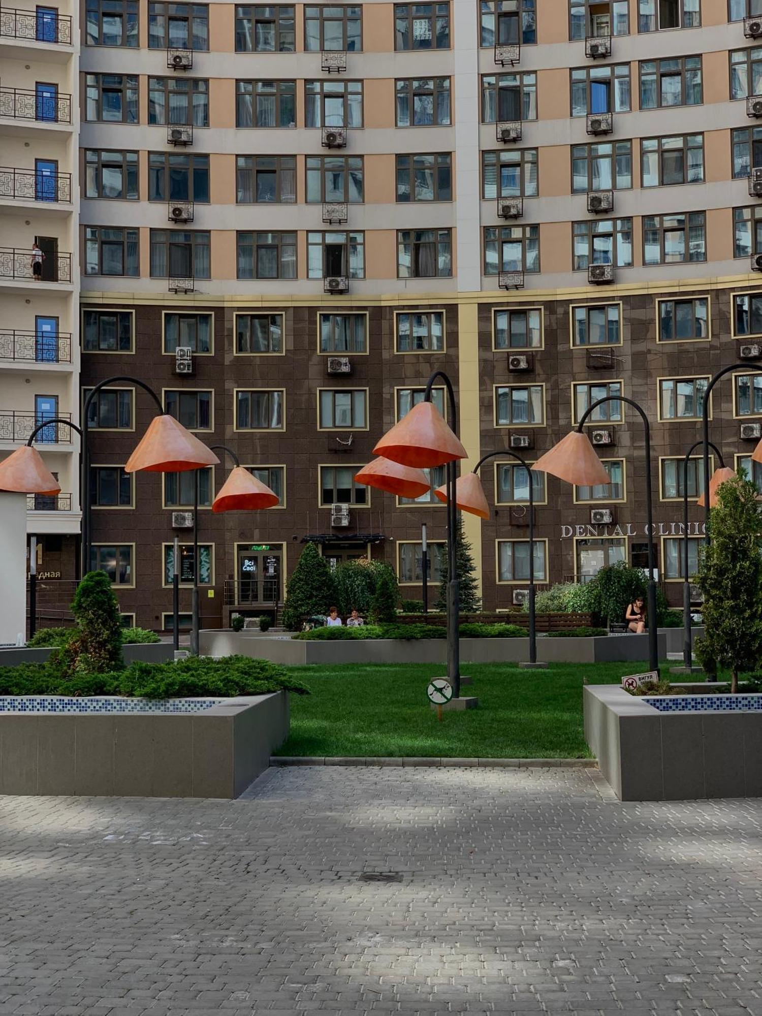 Sunday Hotel Odessa Esterno foto